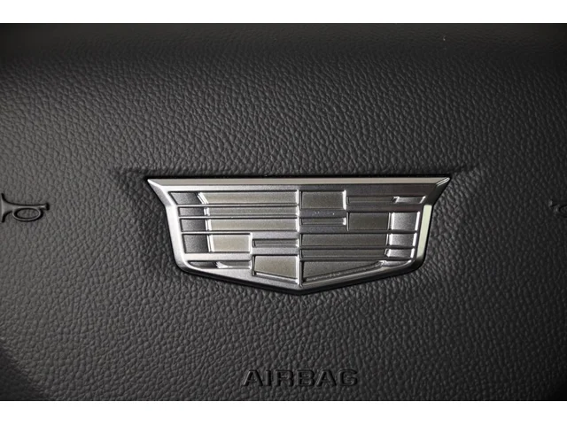 Nuevos CADILLAC OPTIQ à Estados chez autogozo