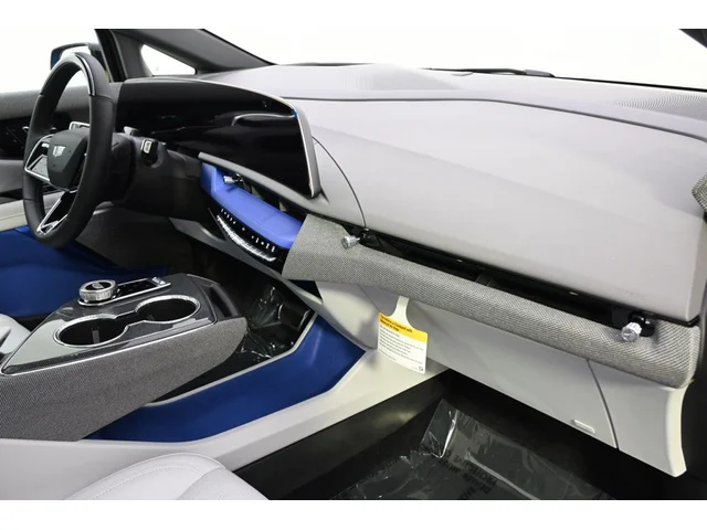 Nuevos CADILLAC OPTIQ à Estados chez autogozo