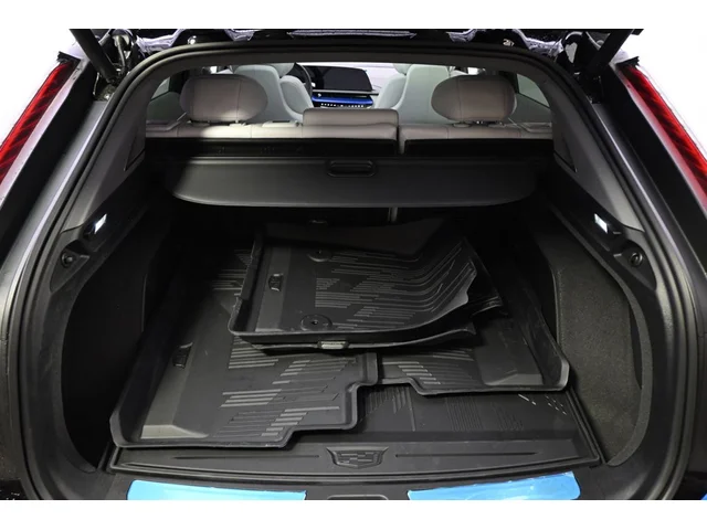 Nuevos CADILLAC OPTIQ à Estados chez autogozo