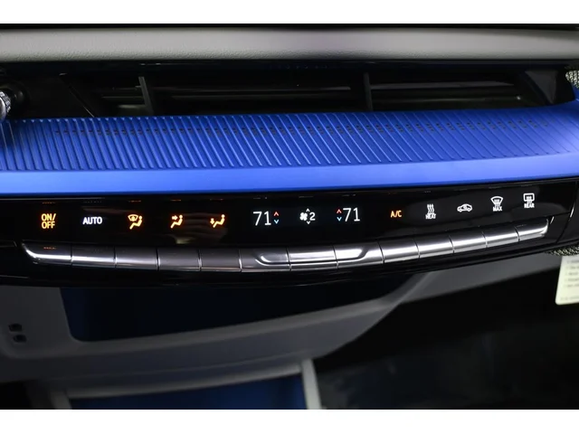Nuevos CADILLAC OPTIQ à Estados chez autogozo
