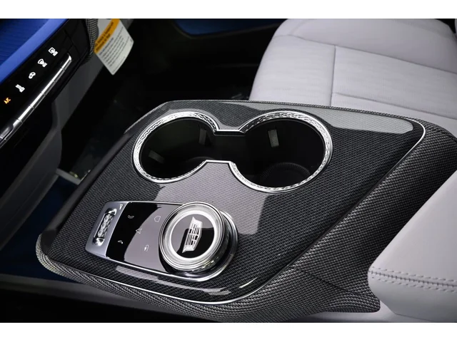Nuevos CADILLAC OPTIQ à Estados chez autogozo