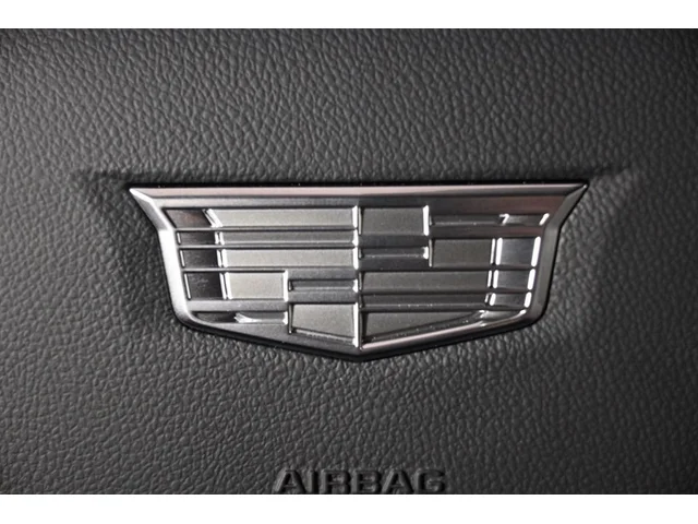 Nuevos CADILLAC OPTIQ à Estados chez autogozo