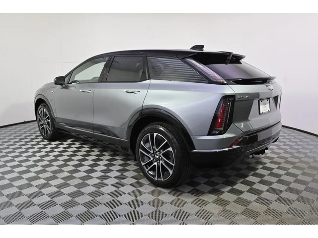 Nuevos CADILLAC OPTIQ à Estados chez autogozo