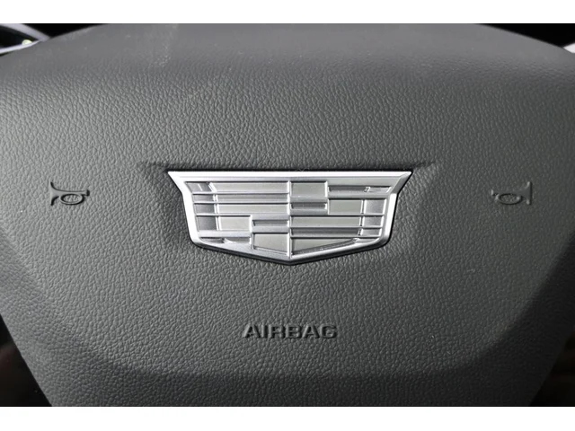 Nuevos CADILLAC OPTIQ à Estados chez autogozo