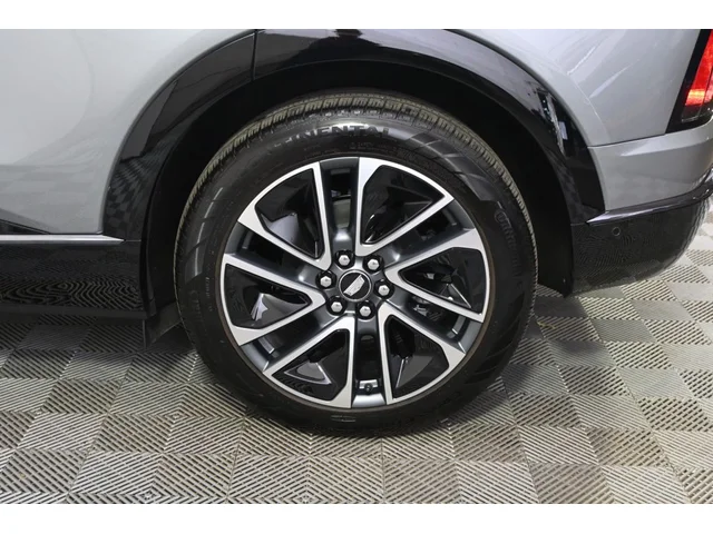 Nuevos CADILLAC OPTIQ à Estados chez autogozo