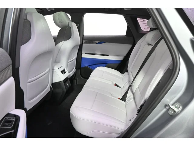 Nuevos CADILLAC OPTIQ à Estados chez autogozo