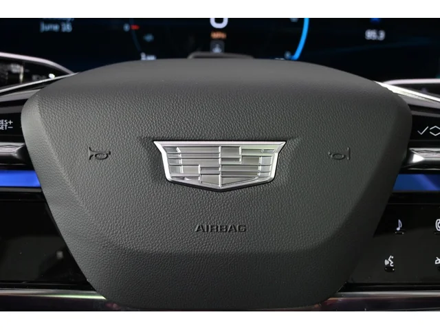 Nuevos CADILLAC OPTIQ à Estados chez autogozo