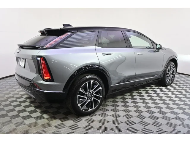 Nuevos CADILLAC OPTIQ à Estados chez autogozo