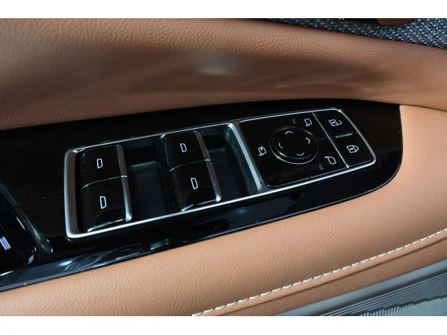 Nuevos CADILLAC OPTIQ à Estados chez autogozo