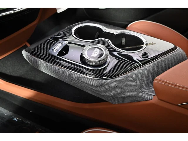 Nuevos CADILLAC OPTIQ à Estados chez autogozo