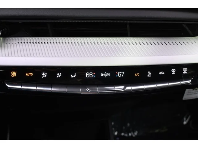 Nuevos CADILLAC OPTIQ à Estados chez autogozo
