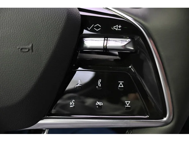Nuevos CADILLAC OPTIQ à Estados chez autogozo
