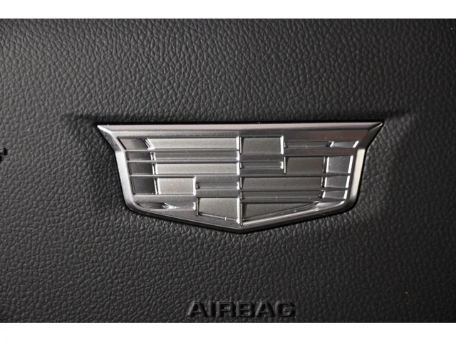 Nuevos CADILLAC OPTIQ à Estados chez autogozo