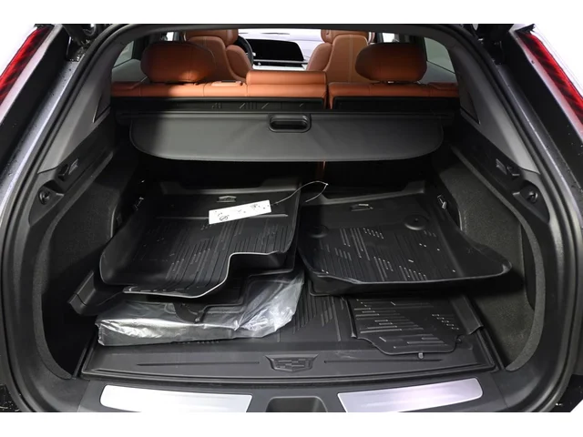 Nuevos CADILLAC OPTIQ à Estados chez autogozo