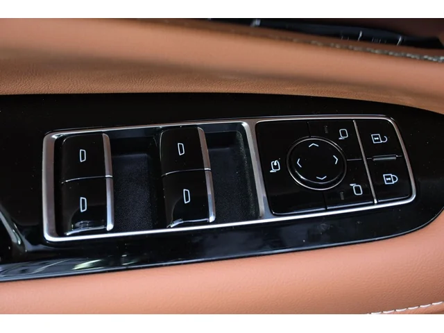 Nuevos CADILLAC OPTIQ à Estados chez autogozo