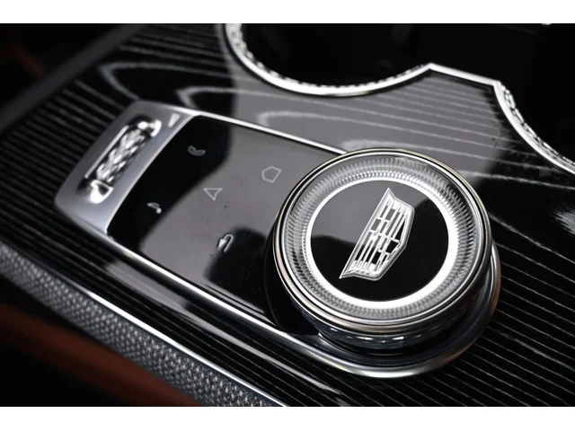 Nuevos CADILLAC OPTIQ à Estados chez autogozo