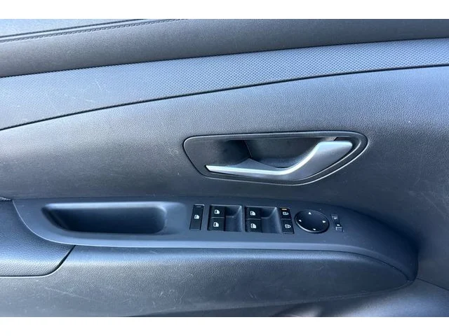 SEMINUEVOS HYUNDAI Tucson at ELK GROVE in Elk Grove Buick GMC