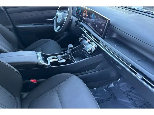 SEMINUEVOS HYUNDAI Tucson at ELK GROVE in Elk Grove Buick GMC