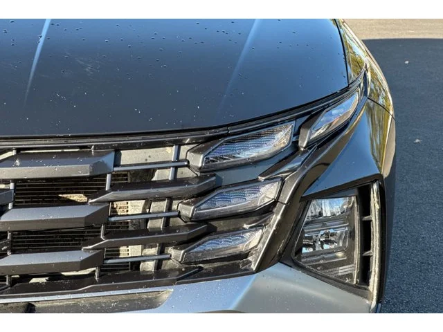SEMINUEVOS HYUNDAI Tucson at ELK GROVE in Elk Grove Buick GMC