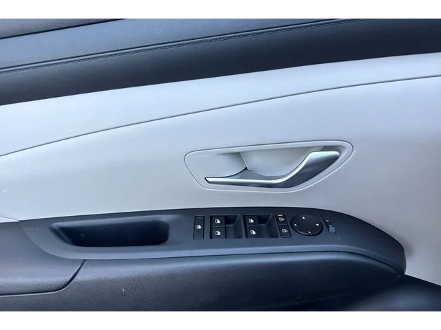 SEMINUEVOS HYUNDAI Tucson at ELK GROVE in Elk Grove Buick GMC