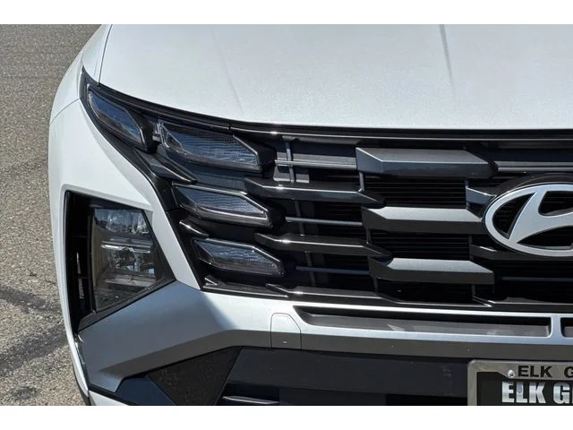 SEMINUEVOS HYUNDAI Tucson at ELK GROVE in Elk Grove Buick GMC