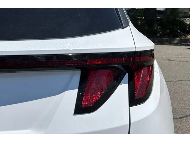 SEMINUEVOS HYUNDAI Tucson at ELK GROVE in Elk Grove Buick GMC