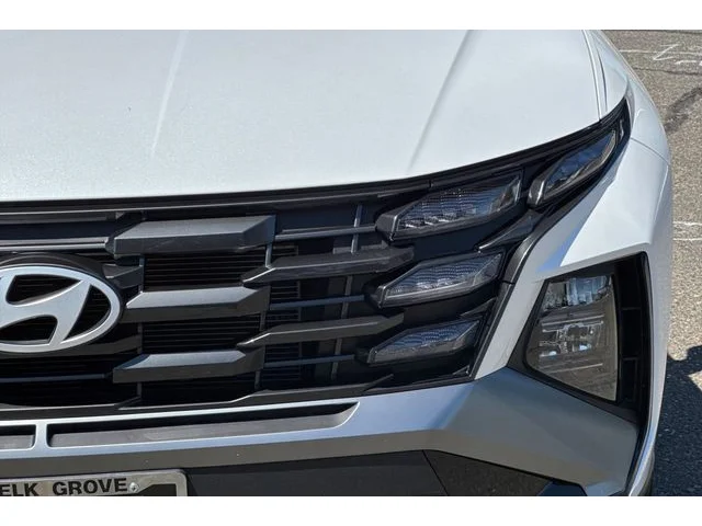 SEMINUEVOS HYUNDAI Tucson at ELK GROVE in Elk Grove Buick GMC