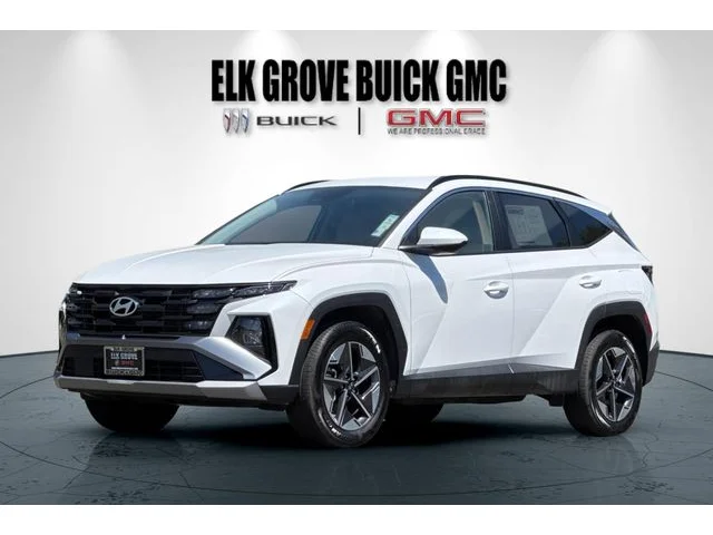 SEMINUEVOS HYUNDAI Tucson at ELK GROVE in Elk Grove Buick GMC
