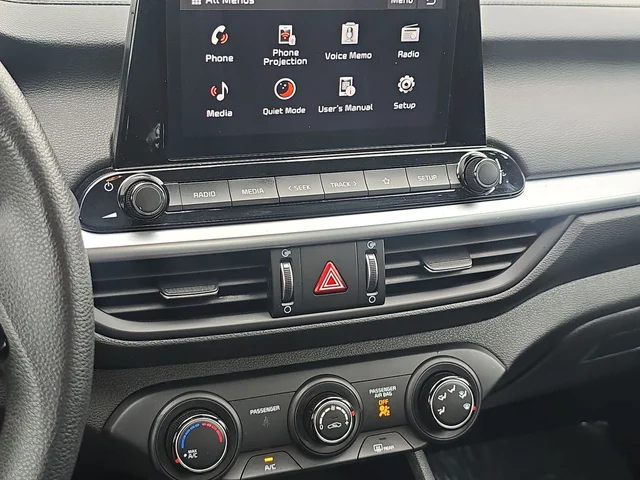 SEMINUEVOS KIA Forte a Estados en autogozo
