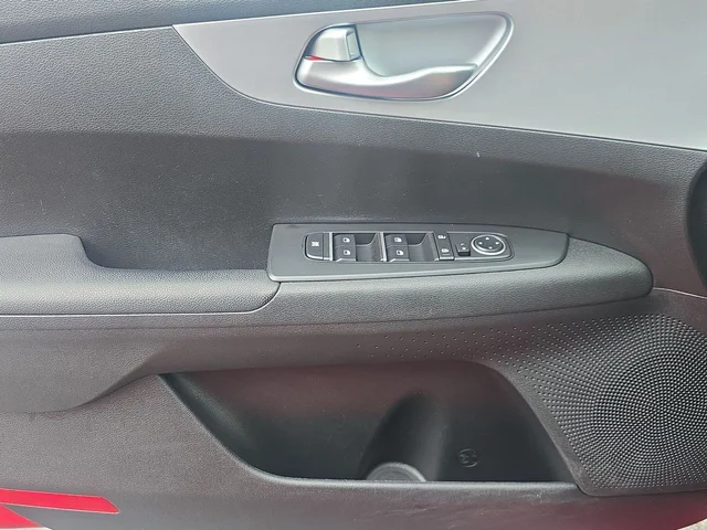 SEMINUEVOS KIA Forte a Estados en autogozo