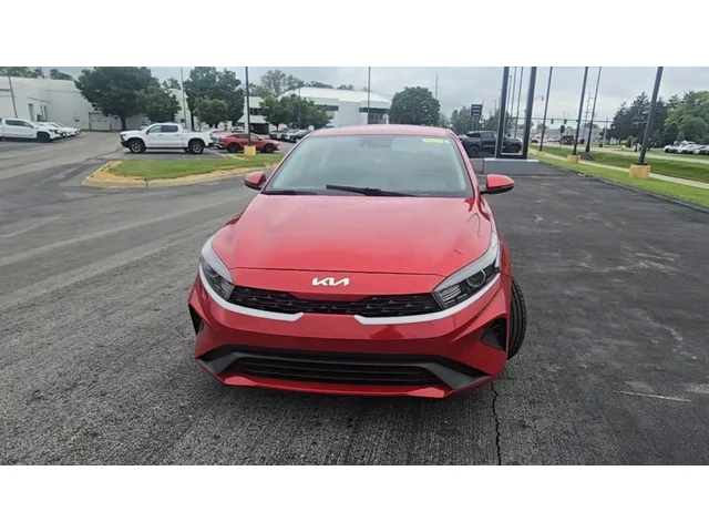 SEMINUEVOS KIA Forte a Estados en autogozo