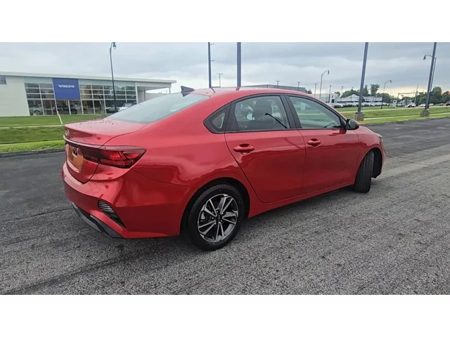 SEMINUEVOS KIA Forte a Estados en autogozo