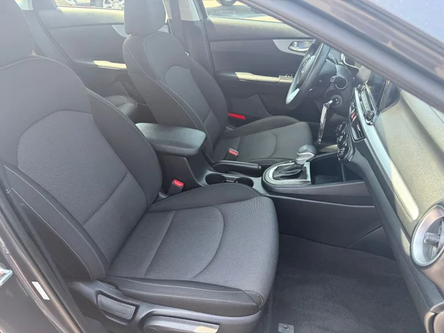 SEMINUEVOS KIA Forte a Estados en autogozo