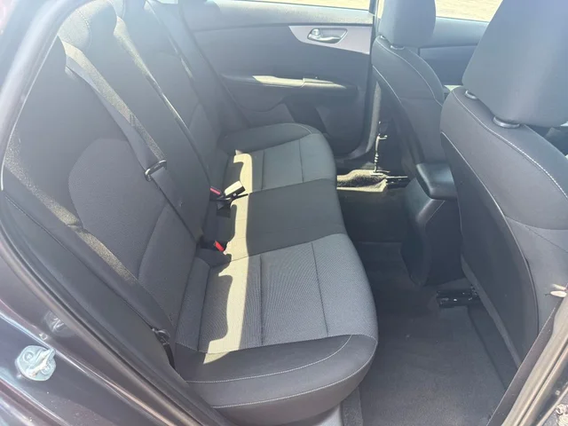 SEMINUEVOS KIA Forte a Estados en autogozo