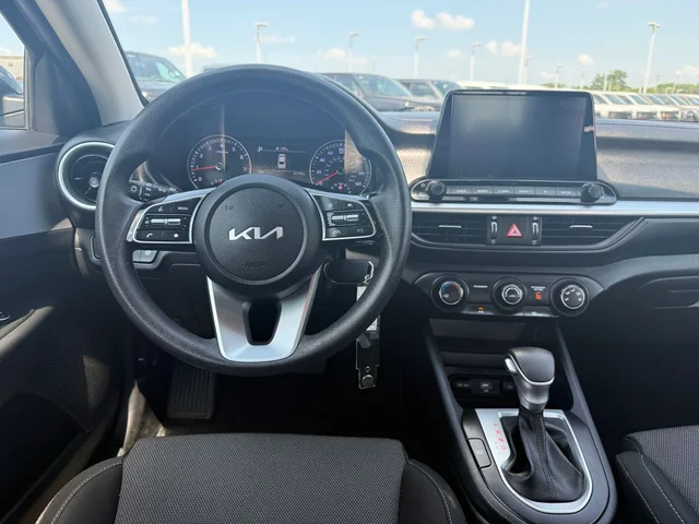 SEMINUEVOS KIA Forte a Estados en autogozo