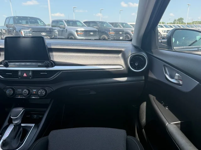 SEMINUEVOS KIA Forte a Estados en autogozo