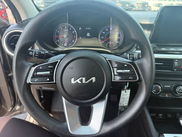 SEMINUEVOS KIA Forte a Estados en autogozo