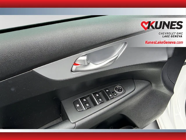 SEMINUEVOS KIA Forte a Estados en autogozo