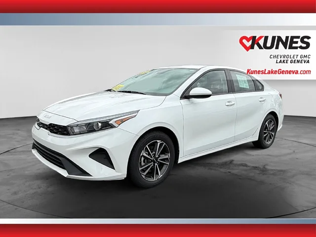 SEMINUEVOS KIA Forte a Estados en autogozo