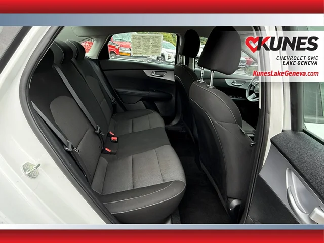 SEMINUEVOS KIA Forte a Estados en autogozo