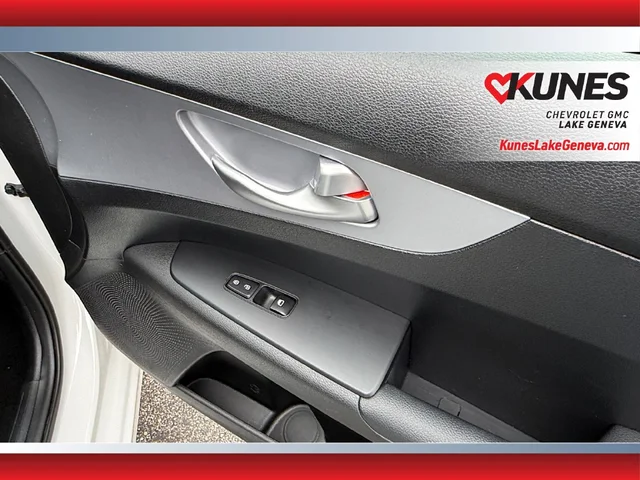 SEMINUEVOS KIA Forte a Estados en autogozo