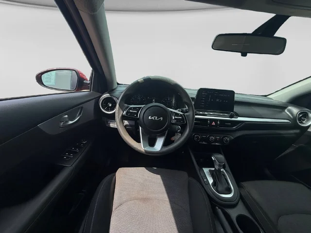 SEMINUEVOS KIA Forte a Estados en autogozo