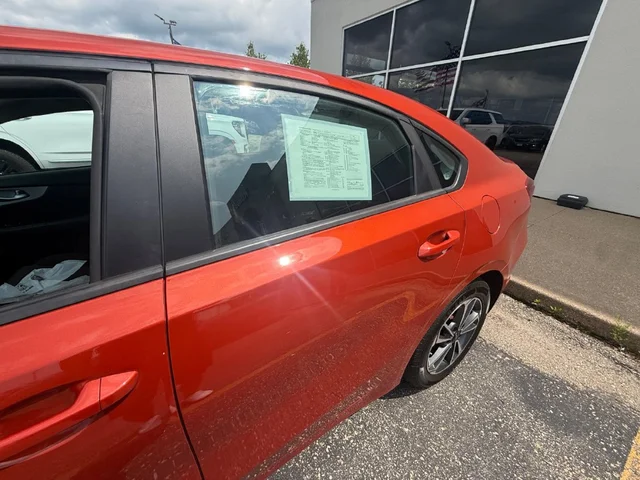 SEMINUEVOS KIA Forte a Estados en autogozo