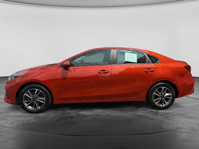SEMINUEVOS KIA Forte a Estados en autogozo