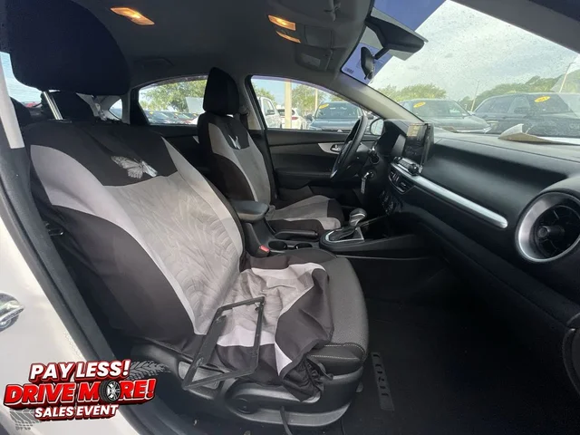 SEMINUEVOS KIA Forte a Estados en autogozo