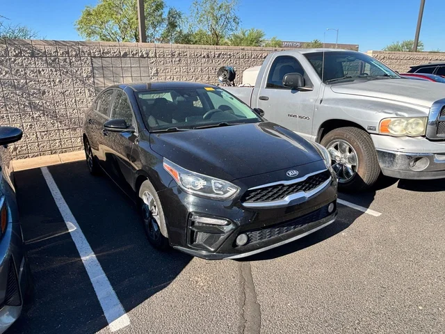 SEMINUEVOS KIA Forte a Estados en autogozo