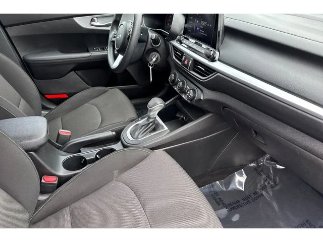 SEMINUEVOS KIA Forte at ELK GROVE in Elk Grove Buick GMC