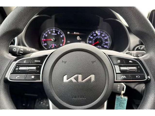 SEMINUEVOS KIA Forte at ELK GROVE in Elk Grove Buick GMC