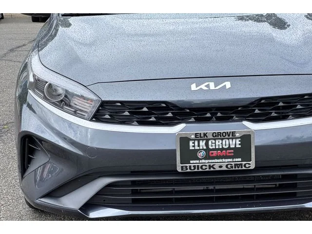 SEMINUEVOS KIA Forte at ELK GROVE in Elk Grove Buick GMC