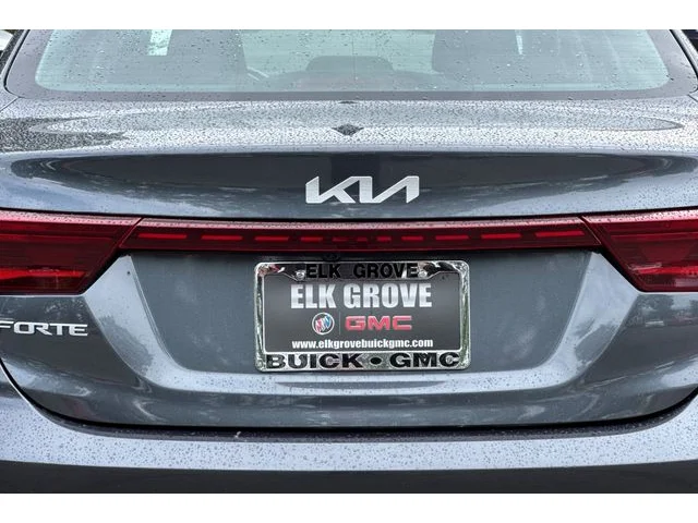 SEMINUEVOS KIA Forte at ELK GROVE in Elk Grove Buick GMC
